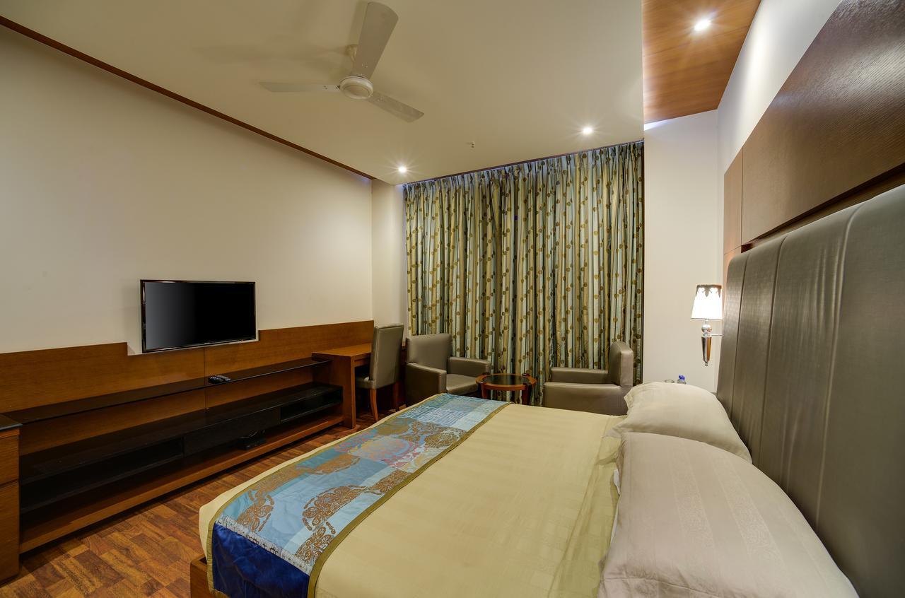 Narela ​The Jehan By Justa מראה חיצוני תמונה