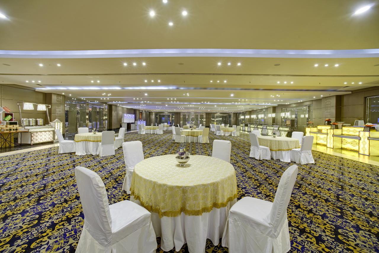 Narela ​The Jehan By Justa מראה חיצוני תמונה